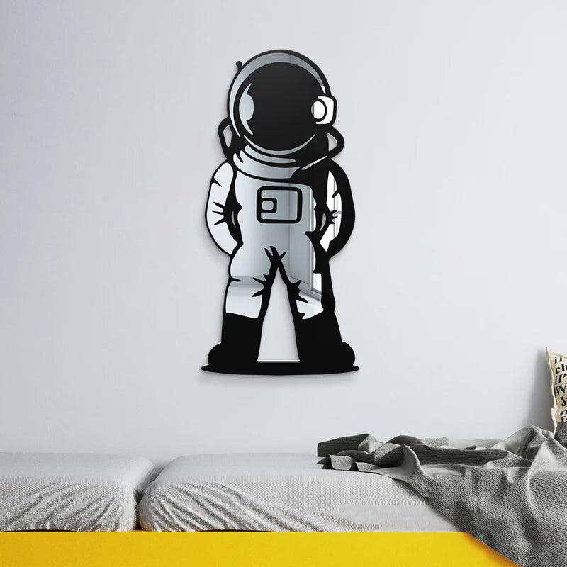 Astronaut Mirror - FYLZGO Signs