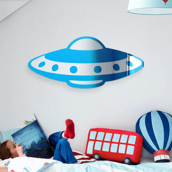 Retro UFO - FYLZGO Signs