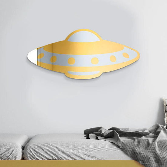 Retro UFO - FYLZGO Signs