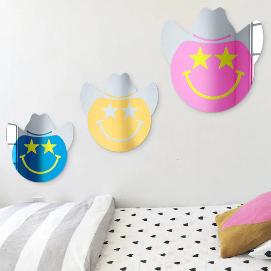 Happy Face with Cowboy Hat and Star Eyes - FYLZGO Signs