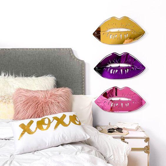 Lips Mirror Art Decor - FYLZGO Signs