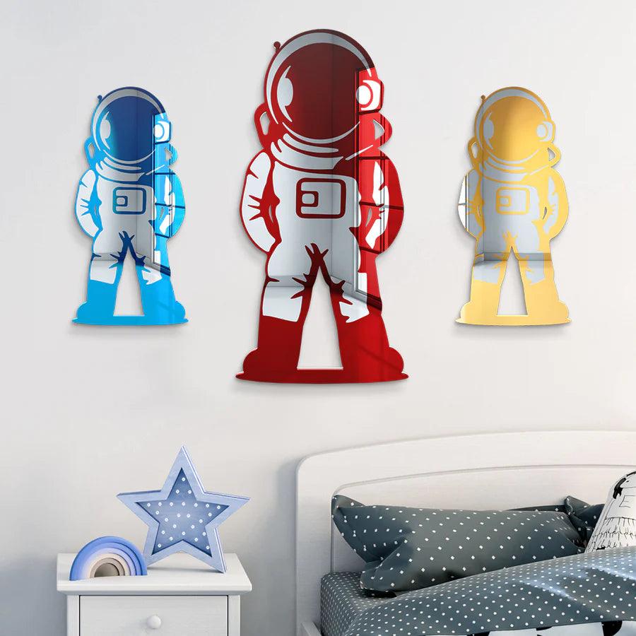 Astronaut Mirror - FYLZGO Signs