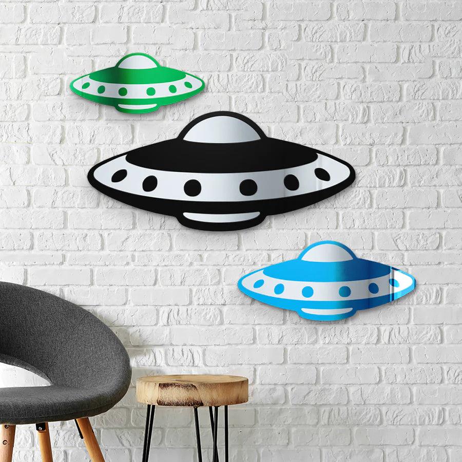Retro UFO - FYLZGO Signs