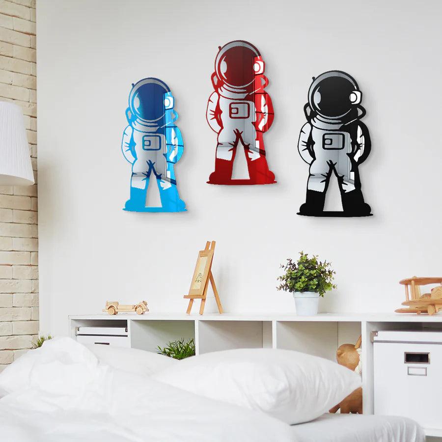 Astronaut Mirror - FYLZGO Signs