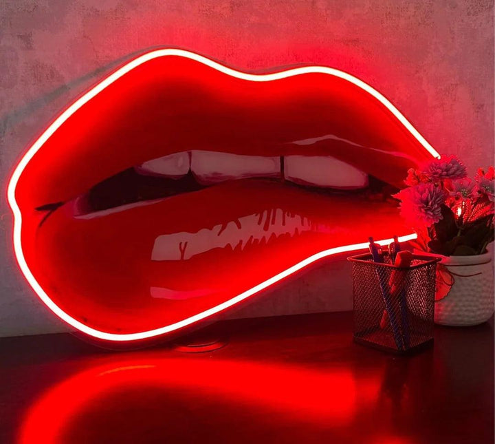 Lip Bite UV Neon Art - FYLZGO Signs