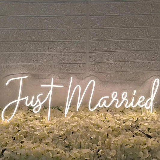 Just Married Neon Signs - FYLZGO Signs