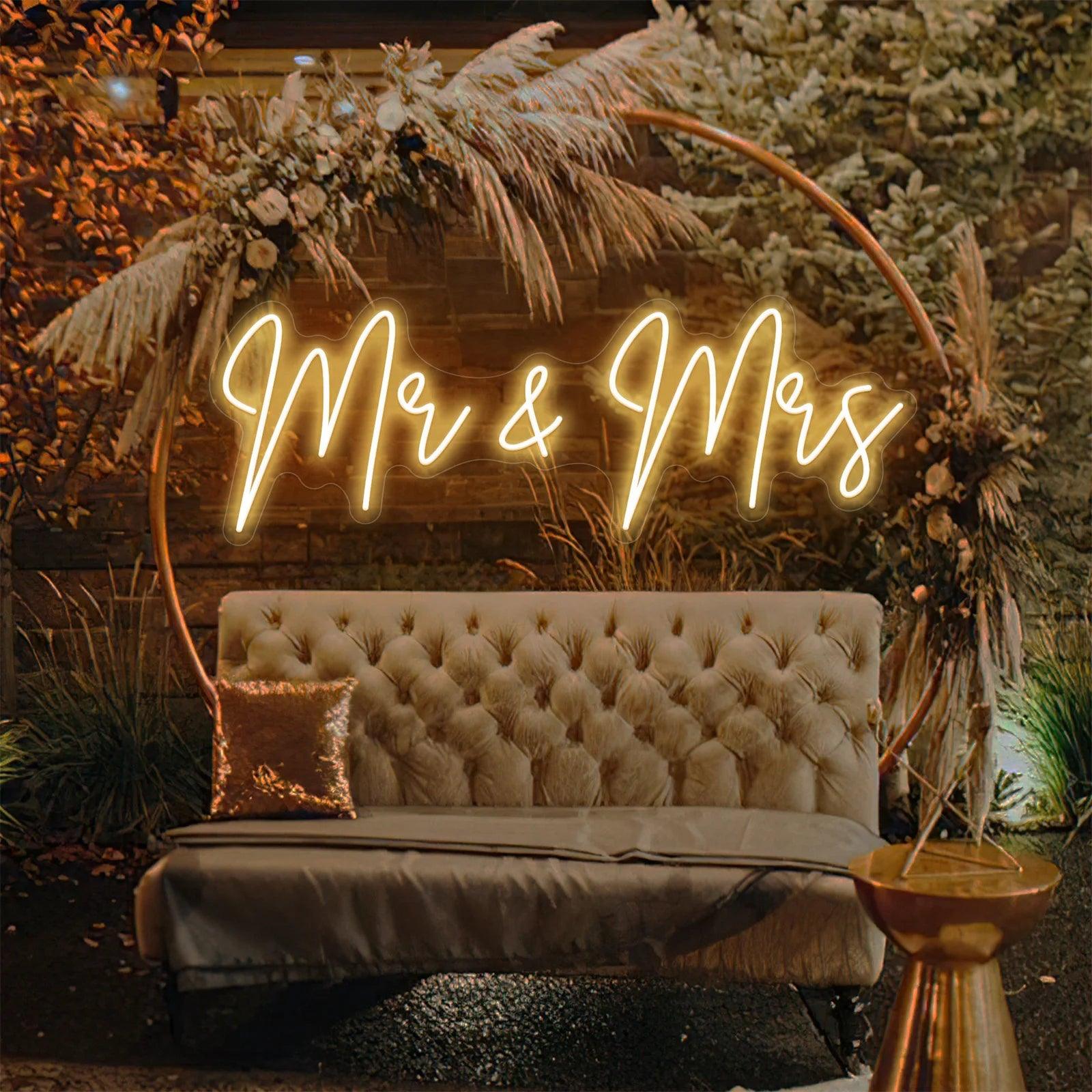 Neon LED Sign Mr & Mrs Custom Wedding Party Wall Neon Sign Light Room Bedroom Decor Hanging Neon Lamp Decoration Gifts Neon Lamp