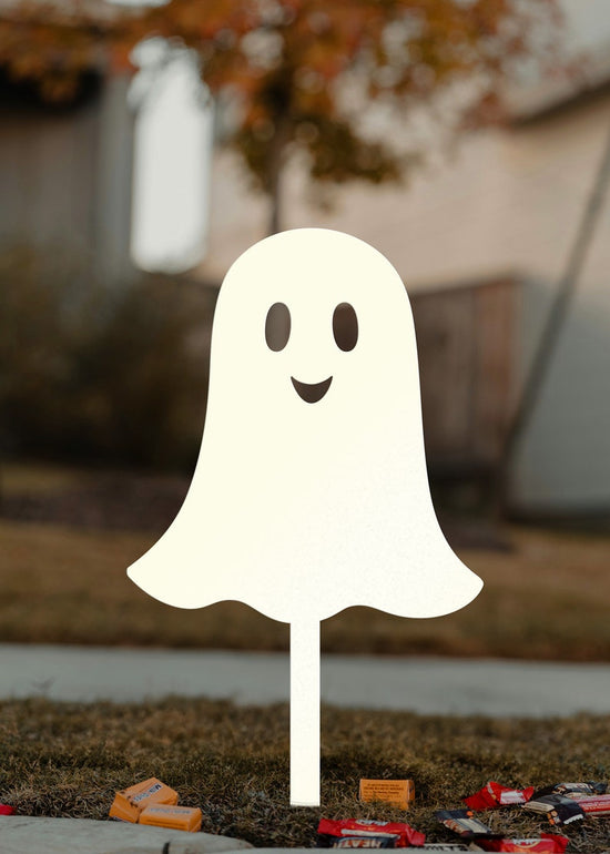 Ghost Yard Stake | Halloween Decor | Spooky Yard Art | Outdoor Halloween Decor | Ghost Decor | Halloween Ghost | Cute Ghost